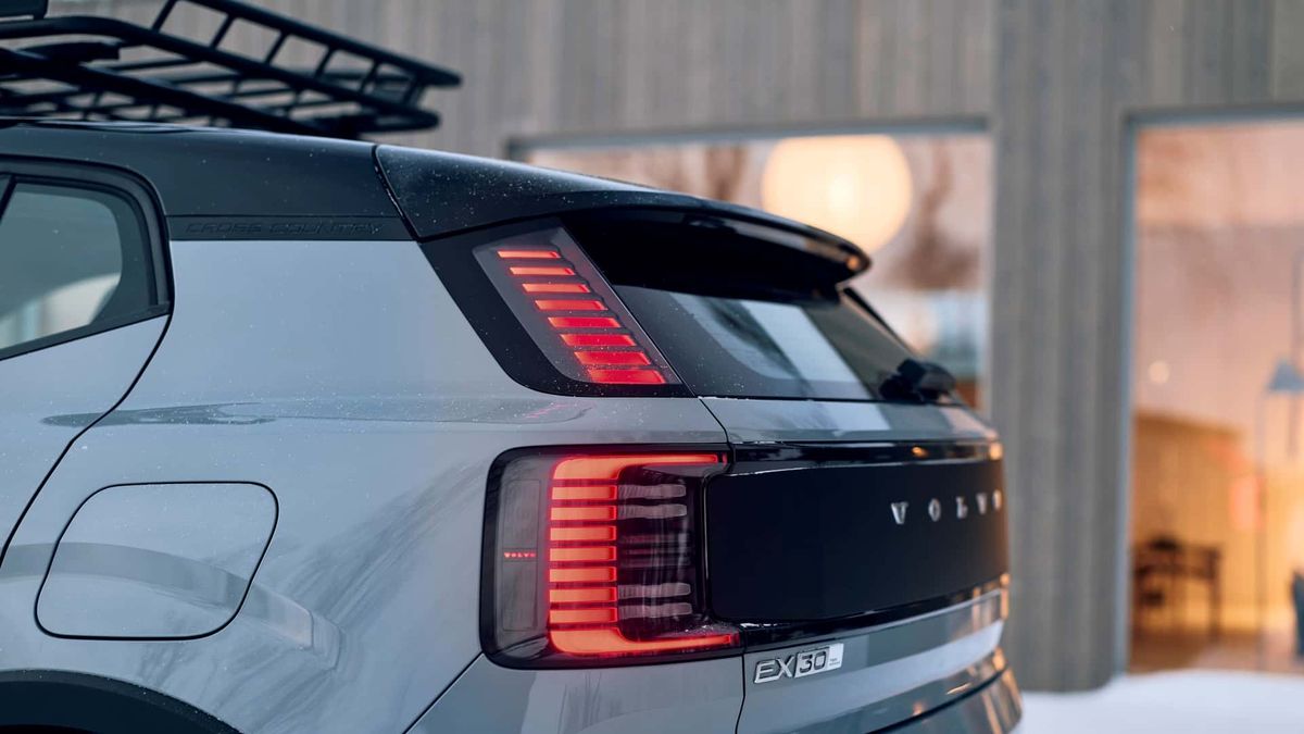 Volvo EX30 Cross Country