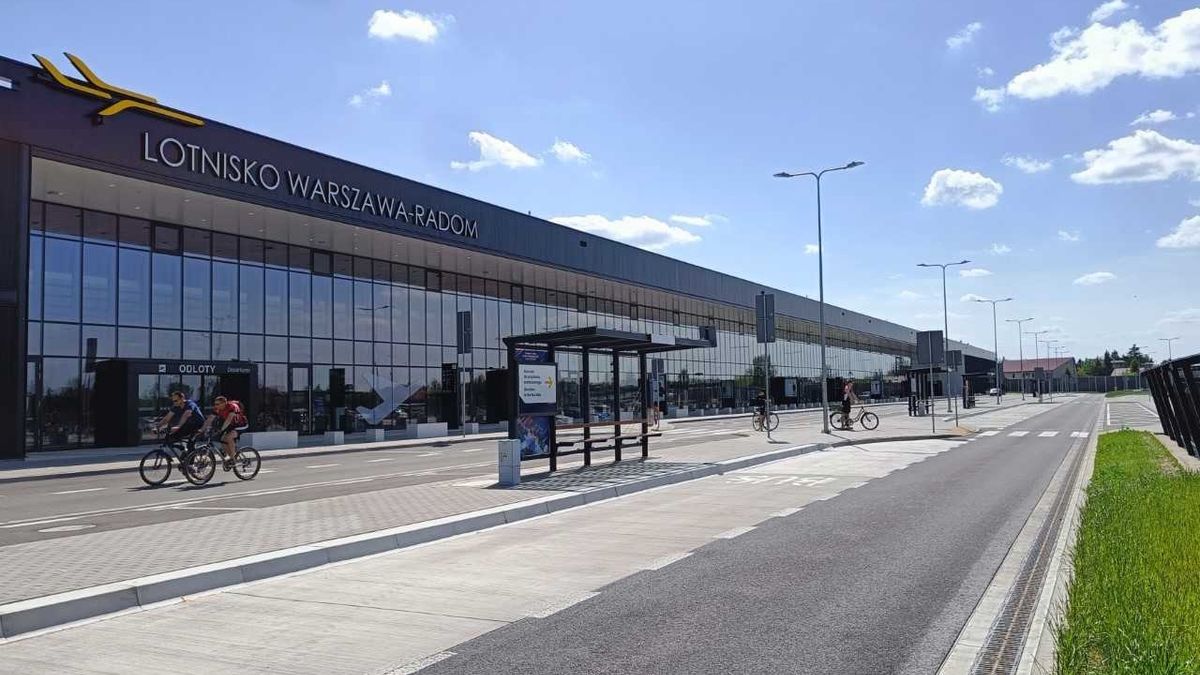 Lotnisko Warszawa-Radom