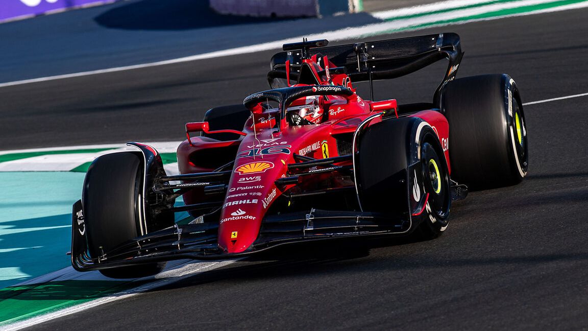 Zdjęcie okładkowe artykułu: Materiały prasowe / Ferrari / Na zdjęciu: Charles Leclerc