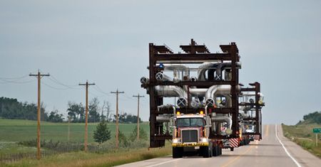 Spedytorzy zarabiają nawet 8 tys. zł. Dla najlepszych nie ma zbyt wielkiego ładunku