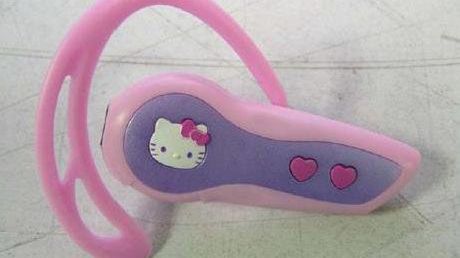 Słuchawka Bluetooth HelloKitty dla małych komórkomaniaków 1