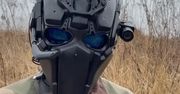Wygląda jak maska Predatora. Zatrzymuje pociski