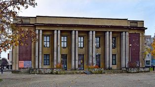 Dawne kino Śiatowid w Nowej Hucie idzie do remontu. Wielkie pieniądze na wielkie zmiany. Pierwsza łopata już wbita