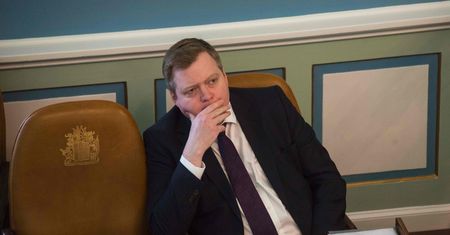 Afera panamska pogrążyła premiera Islandii. Ratował kraj z kryzysu i słał banksterów za kraty, a z żoną ukrywał miliony w rajach podatkowych