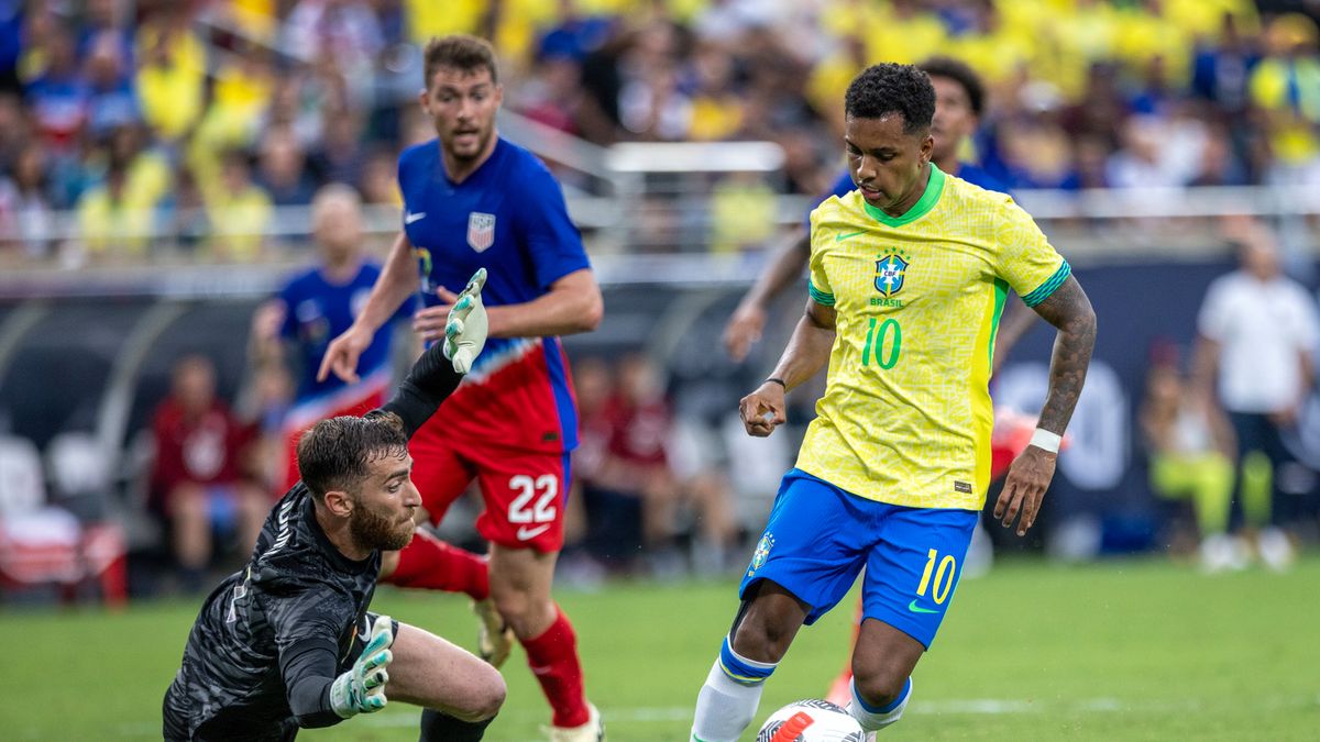 Zdjęcie okładkowe artykułu: PAP/EPA / Cristobal Herrera-Ulashkevich / Mecz towarzyski: USA - Brazylia