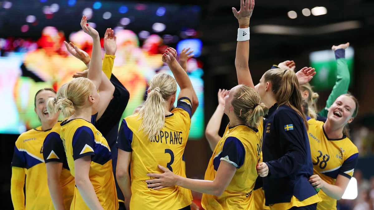 Getty Images / Steph Chambers / Reprezentacja Szwecji piłkarek ręcznych podczas IO 2024 w Paryżu