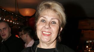 "Seks i alkohol" w nekrologu. Tak pożegnali ją przyjaciele