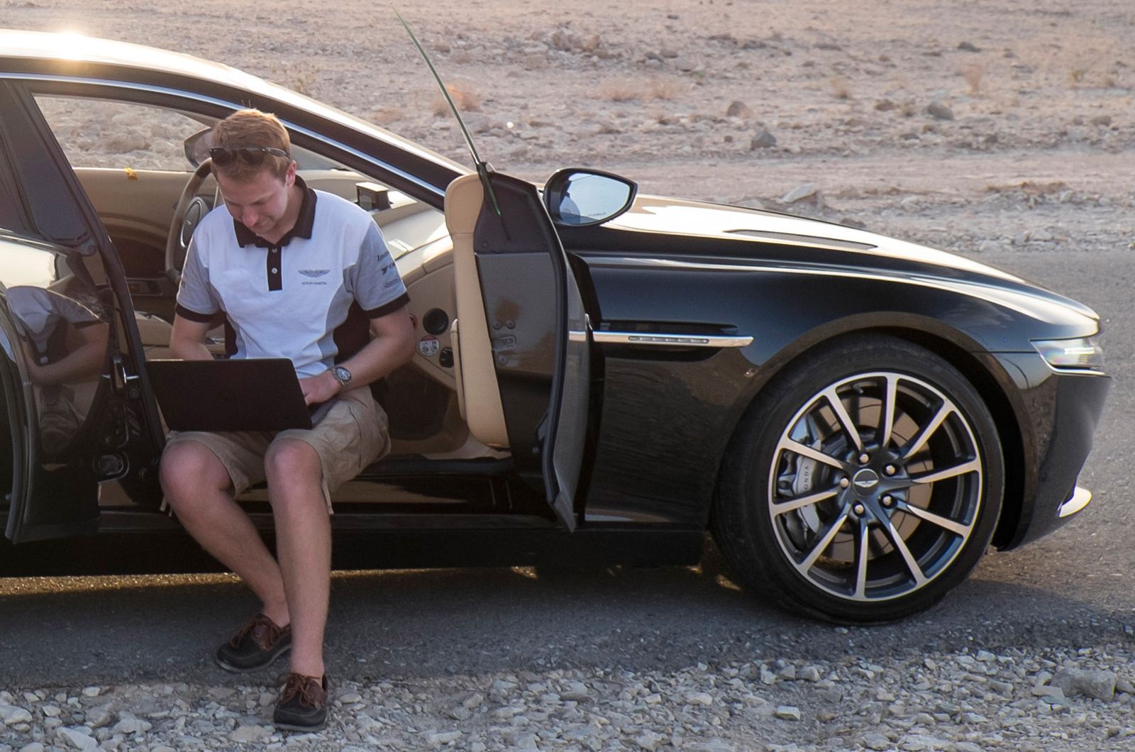 Aston Martin Lagonda: zobacz go na nowych zdjęciach! 33