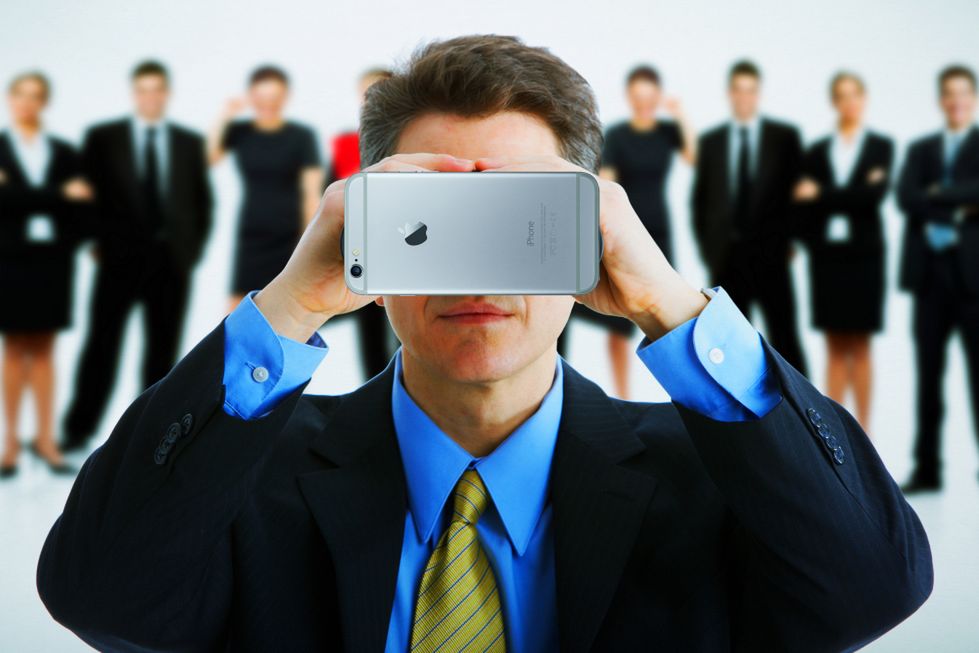 Jasne, że Apple myśli o multimedialnych okularach. Ma na to już nawet patent