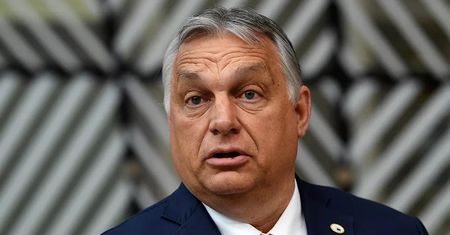 Konflikt przybiera na sile. Orban stawia żądania