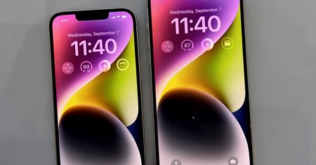 Apple się przeliczył. iPhone 14 Plus nazwany "strategiczną porażką"
