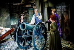 "Baron Munchhausen dla dorosłych" w Narodowym. Englert gra, iskry lecą [RECENZJA]