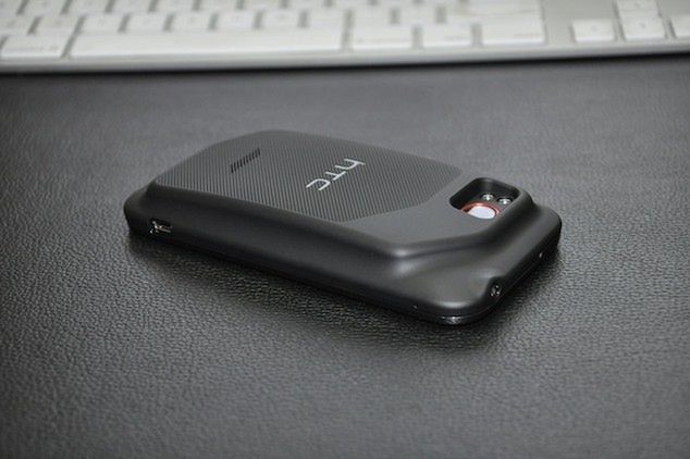 Powiększona bateria do HTC Rezound | fot. htcpedia.com