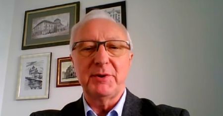 Szczepienie na COVID w Rzeszowie. Jednoznaczna ocena prof. Wysockiego