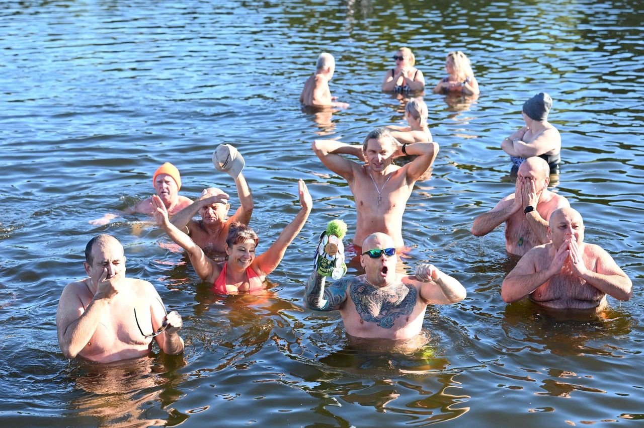 Świecie: Morsowanie w Decznie. Sezon rozpoczęty