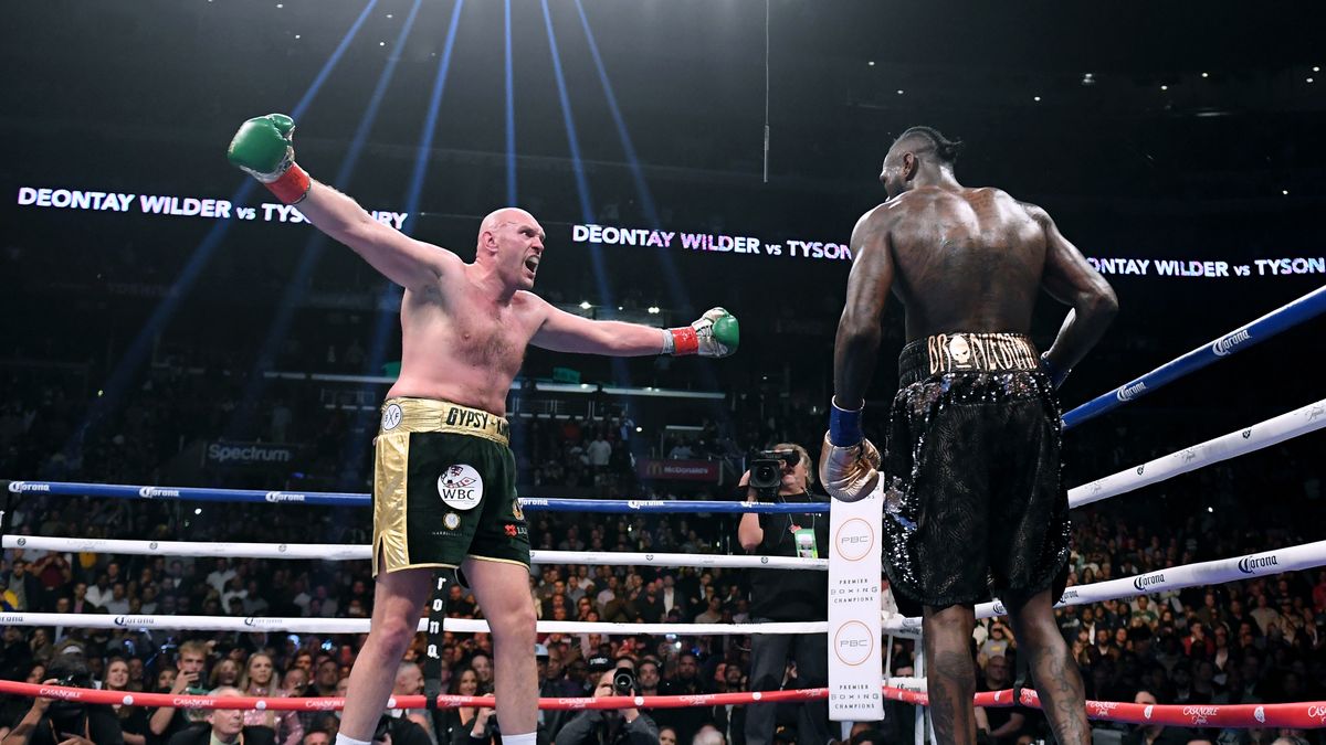 Getty Images / Na zdjęciu: Fury i Wilder w trakcie walki