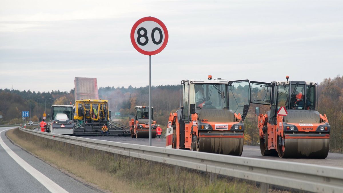 Reporter archiwum 2023 12
10.11.2023 Budowa drogi ekspresowej S6 na odcinku Lesniewice Bozepole Wielkie Trasa KaszubskaFot. Wojciech Strozyk/REPORTER
Wojciech Strozyk/REPORTER