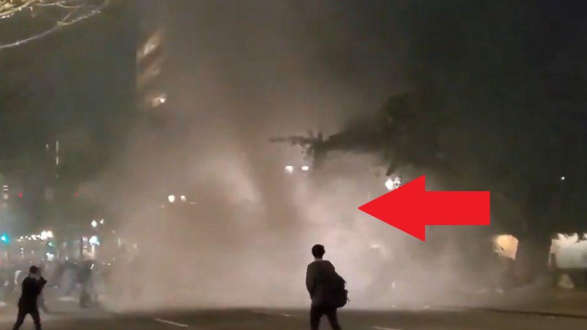 Tornado z gazu łzawiącego