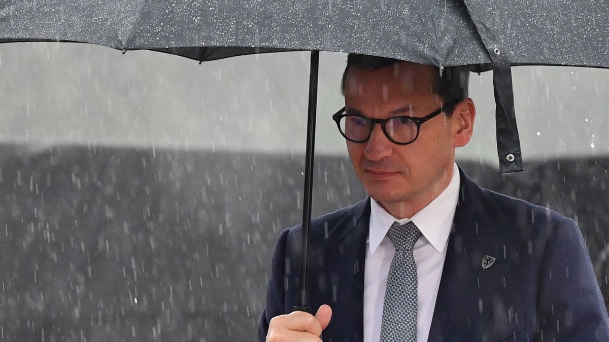Premier Morawiecki będzie zachwalał Polskę i nasze gospodarcze sukcesy w zagranicznych mediach 