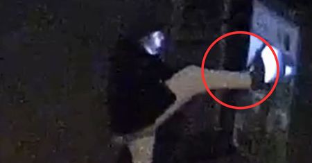 "Pobił" biletomat. Nagranie z Olsztyna trafiło do sieci