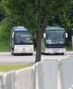 Wycieczka odjechała bez ucznia. Dziecko zostało na parkingu