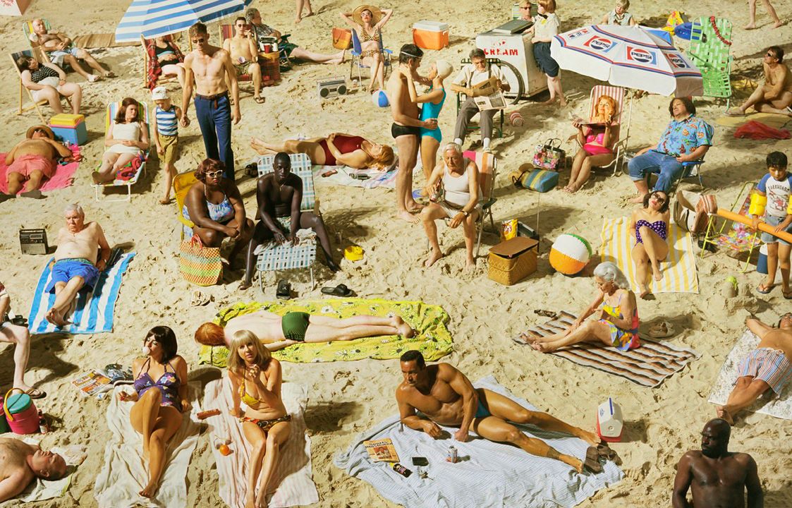 Sztuczny tłum w obiektywie Alex Prager 2