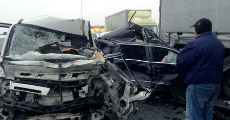 Jeden zabity i 39 rannych w karambolach na autostradzie A38