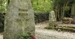 Wall Street Journal inwestuje w portal o zmarłych