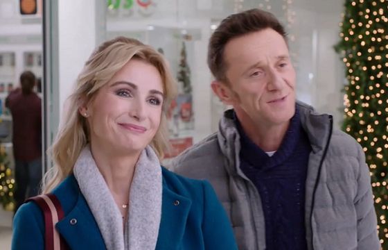 Brodzik i Wilczak radzą na zakupach w świątecznych reklamach SmartDomu (wideo)