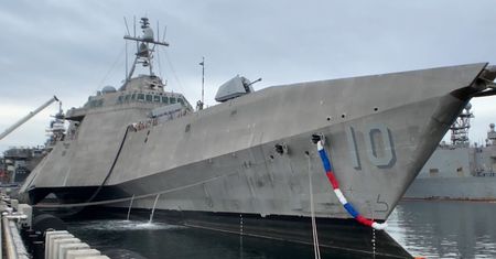 Tysiące kilogramów narkotyków na okręcie. Marynarka wojenna USA w akcji