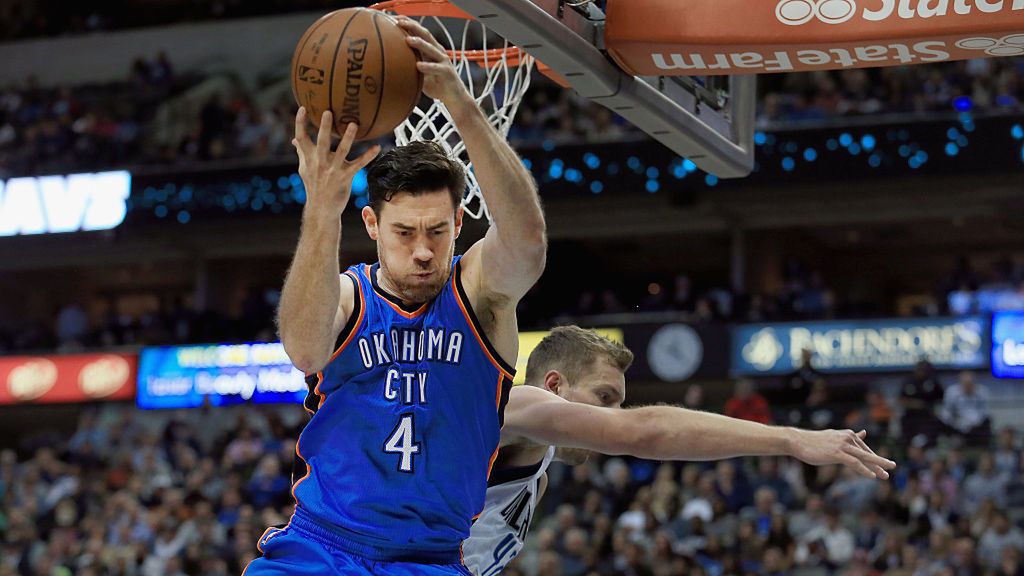 Zdjęcie okładkowe artykułu: Getty Images / Tom Pennington / Na zdjęciu: Nick Collison