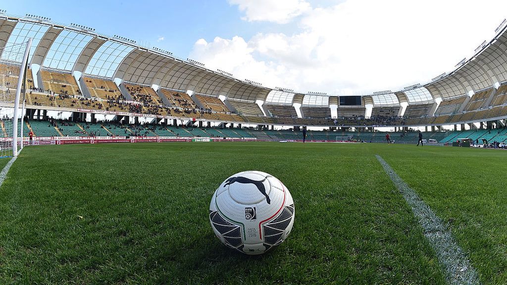 Zdjęcie okładkowe artykułu: Getty Images / Giuseppe Bellini / Na zdjęciu: stadion w Bari