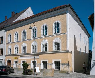 Władze Austrii chcą skonfiskować dom, w którym urodził się Hitler