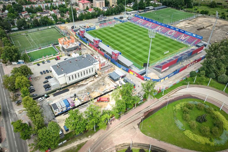 Atual Estádio Rakova Częstochowa (Foto: Prefeitura de Częstochowa)