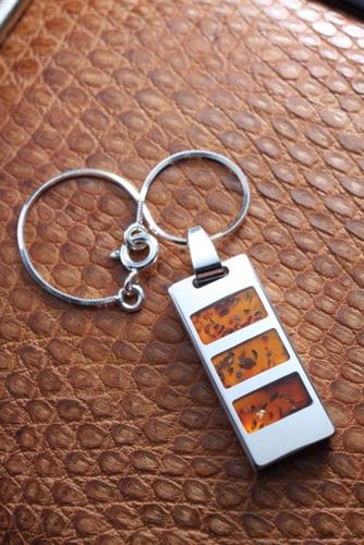 Bursztynowy pendrive dla czytelnika Gadżetomanii 2