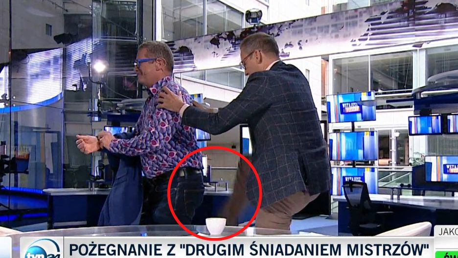 Dziennikarz TVN24 w nietypowy sposób pożegnał swojego kolegę na wizji