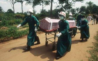 Wirus ebola. Pomylili się przy liczeniu ofiar