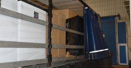 Służby udaremniły przemyt 4,7 mln sztuk nielegalnych papierosów