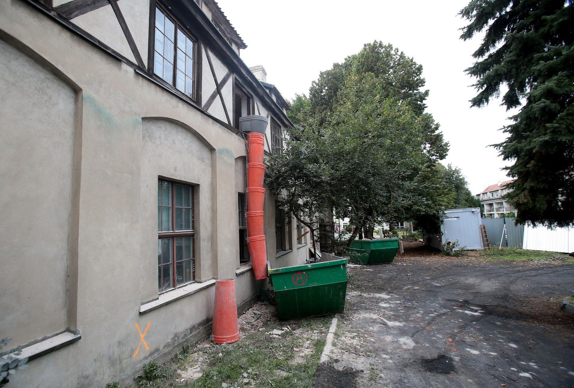 W opuszczonym przez lata budynku ujeżdżalni przy Zamku Książąt Pomorskich w Szczecinie powstanie restauracja i hotel