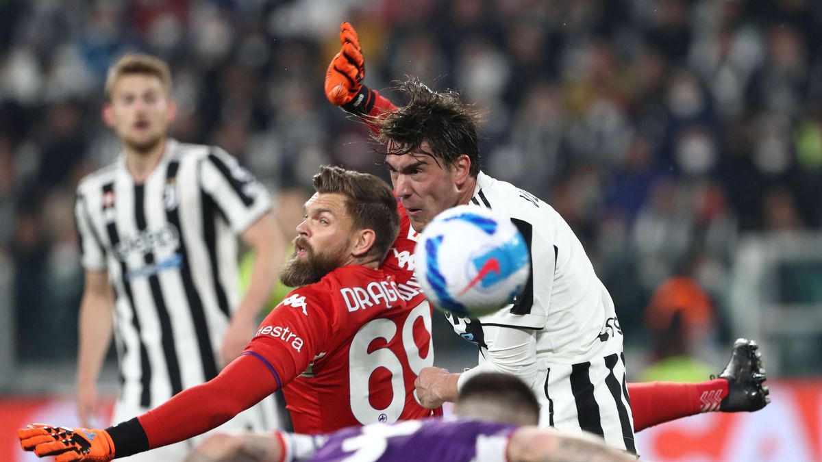 Getty Images / Marco Luzzani / Na zdjęciu: Bartłomiej Drągowski i Dusan Vlahović