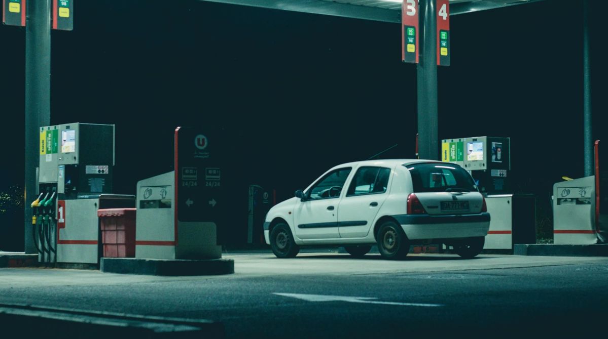 Legnica: Nocna prohibicja wprowadzona. Od nowego roku nie kupimy alkoholu w sklepach i na stacjach benzynowych między 22.00 a 6.00 rano