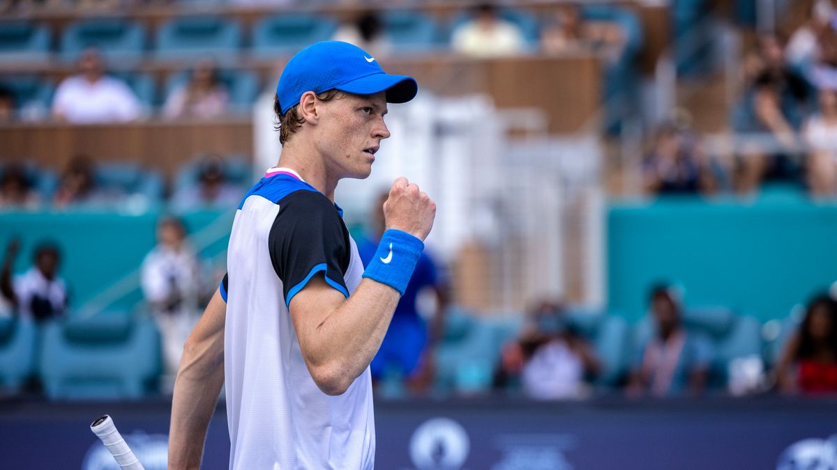 PAP/EPA / Cristobal Herrera-Ulashkevich / Na zdjęciu: Jannik Sinner