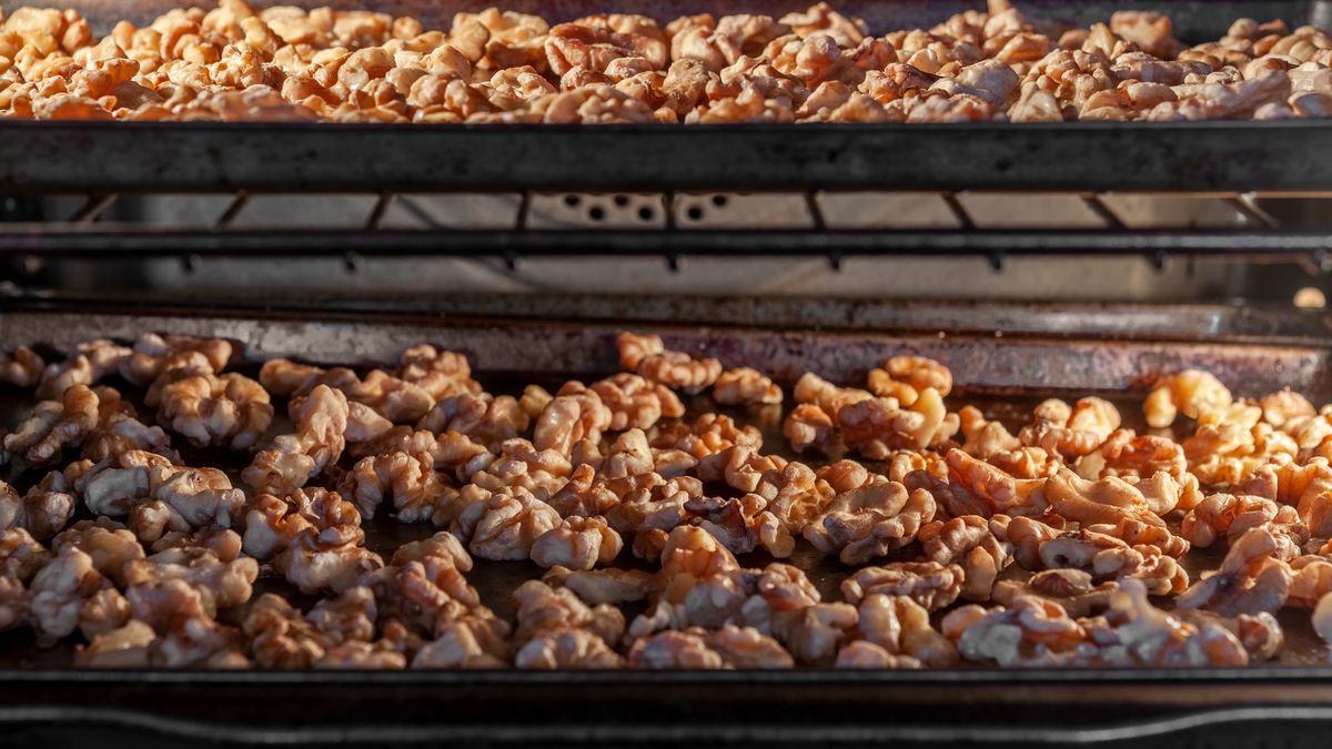 Suszenie orzechów włoskich w piekarniku