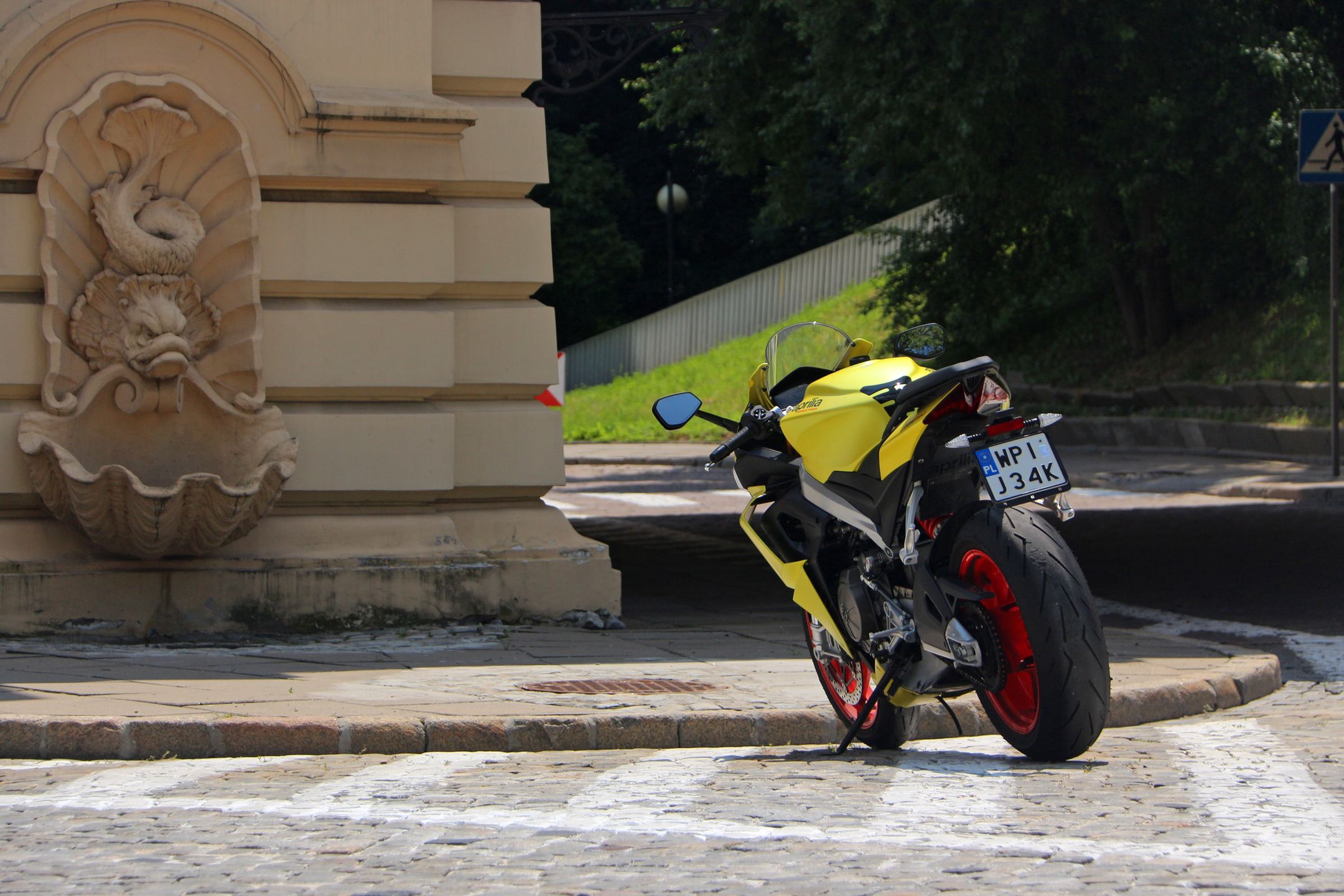 Aprilia RS 660