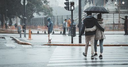 Wrocław. Pogoda. 10 lipca - spodziewajmy się upałów i burzy. Deszcz również w sobotę