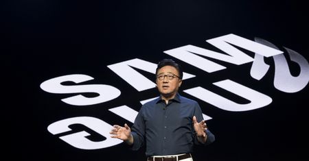Samsung Galaxy Fold: pierwsze zdjęcia składanego smartfona trafiły do internetu
