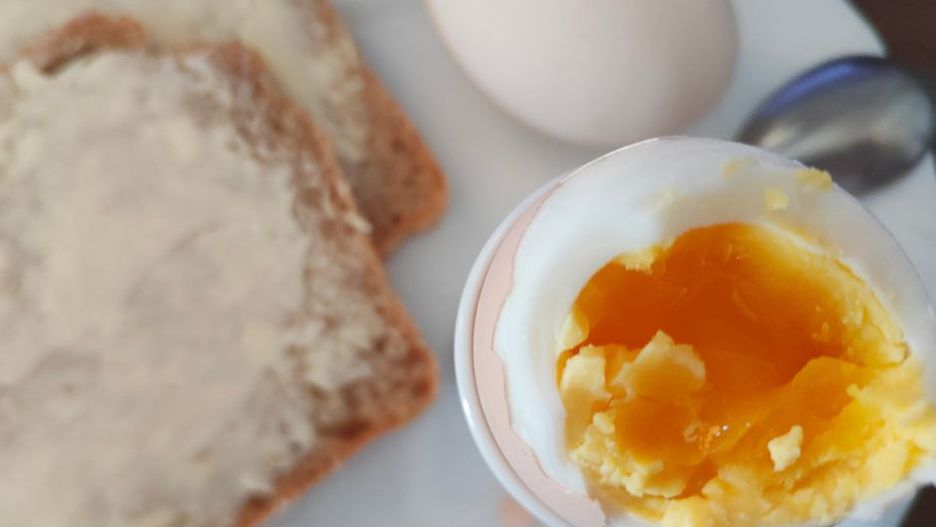 Jajko na miękko czy na twardo? W ten sposób zachowasz większość składników odżywczych