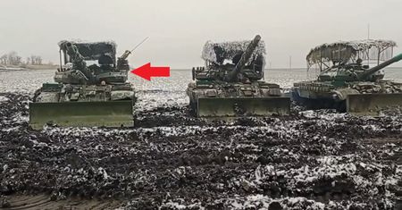 Rosjanie w pancernych trumnach T-62. Daszki i kostki Kontakt-1 nie pomogły