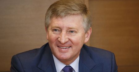 Oligarcha energetyczny pomaga umacniać ukraiński front w pobliżu granicy z Rosją