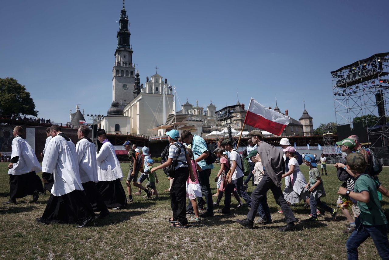 Częstochowa. Kolejne pielgrzymki przybywają na Jasną Górę